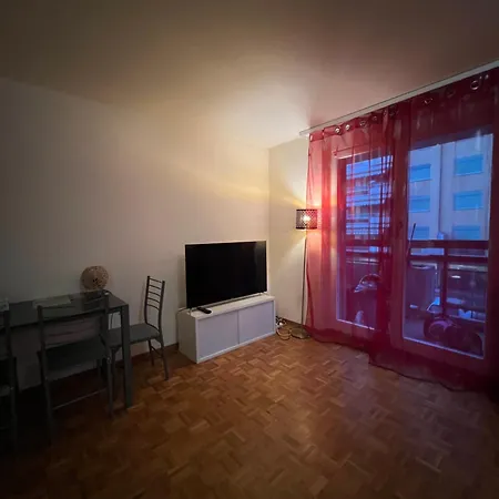 דירה Cosy Side מונטרה